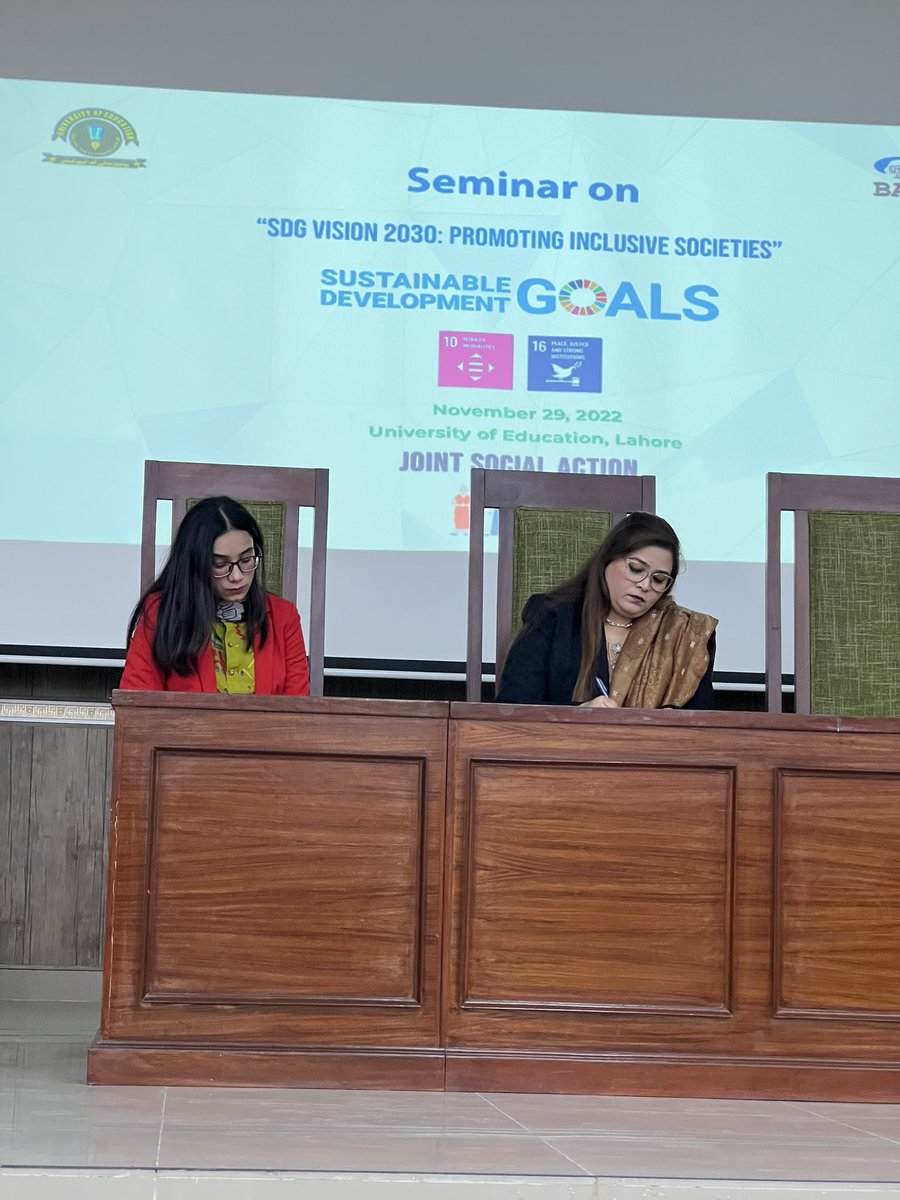 BARGADYouth's tweet photo. Our youth panellists @RoshaanAfzal and Ayala https://t.co/4yH6rtLizA