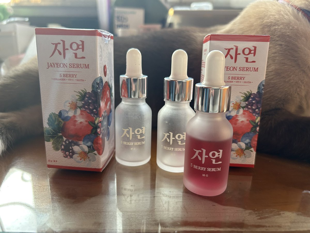 Pongsawan_K's tweet photo. คุณ CEO @jayeonserum เค้าเติม stock กันหรือยั��นะ คือแบบเหลือขวดสุดท้ายแล้วอ่าคับ
#JAYEONTH
#JAYEONTH5BERRYSERUM https://t.co/2D73Pkk7p1