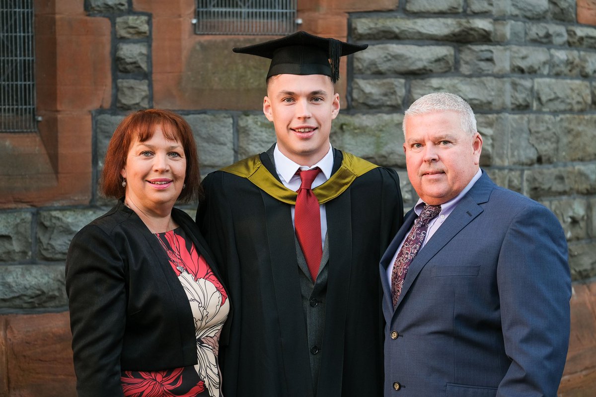 UWTSD's tweet photo. 🎓 So proud of our amazing graduates! We can’t wait to see what you do next!
🎉 Congratulations Class of 2022 ! #UWTSDgrad #Cardiff
📸 https://t.co/0V6wl0dGlL https://t.co/AJLRqqbfXI