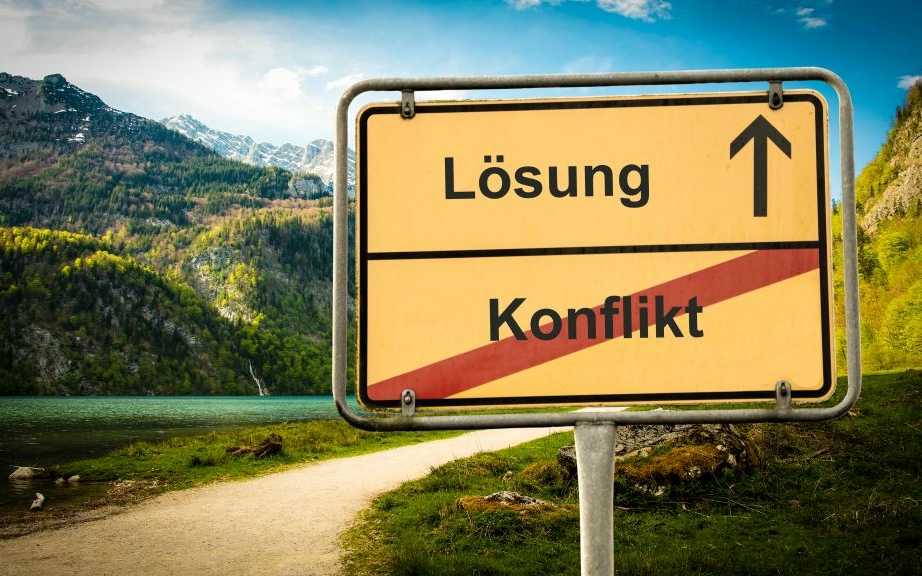 IkfLuzern's tweet image. Früh buchen und sparen! Der Frühbucherrabatt in Höhe von 200,- CHF für unseren CAS Vertiefung Mediation (buff.ly/3ViAx5e) gilt noch für alle definitiven Kursanmeldungen, die bis am 03.12.2022 bei uns eingehen. Also jetzt schnell anmelden &amp;amp; Frühbucherrabatt sichern!