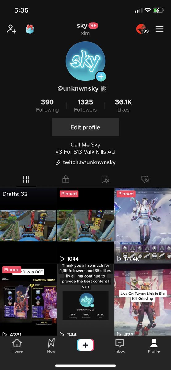 ASTR01D1's tweet photo. Hello everyone if you are looking for a cracked #apexlegends player Valkyrie main with 5k in 1 season come check out my #TikTok and #twitch going for #1 Valk for kills https://t.co/q8ETsPM3yz