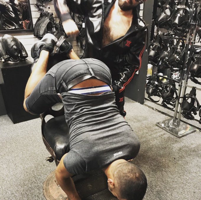 #folsom2022 #gaysf #sfgays #BottomAss https://t.co/YvEEghcHe1<a href="/tag/folsom2022"class="tags">#folsom2022</a><a href="/tag/gaysf"class="tags">#gaysf</a><a href="/tag/sfgays"class="tags">#sfgays</a><a href="/tag/bottomass"class="tags">#BottomAss</a>