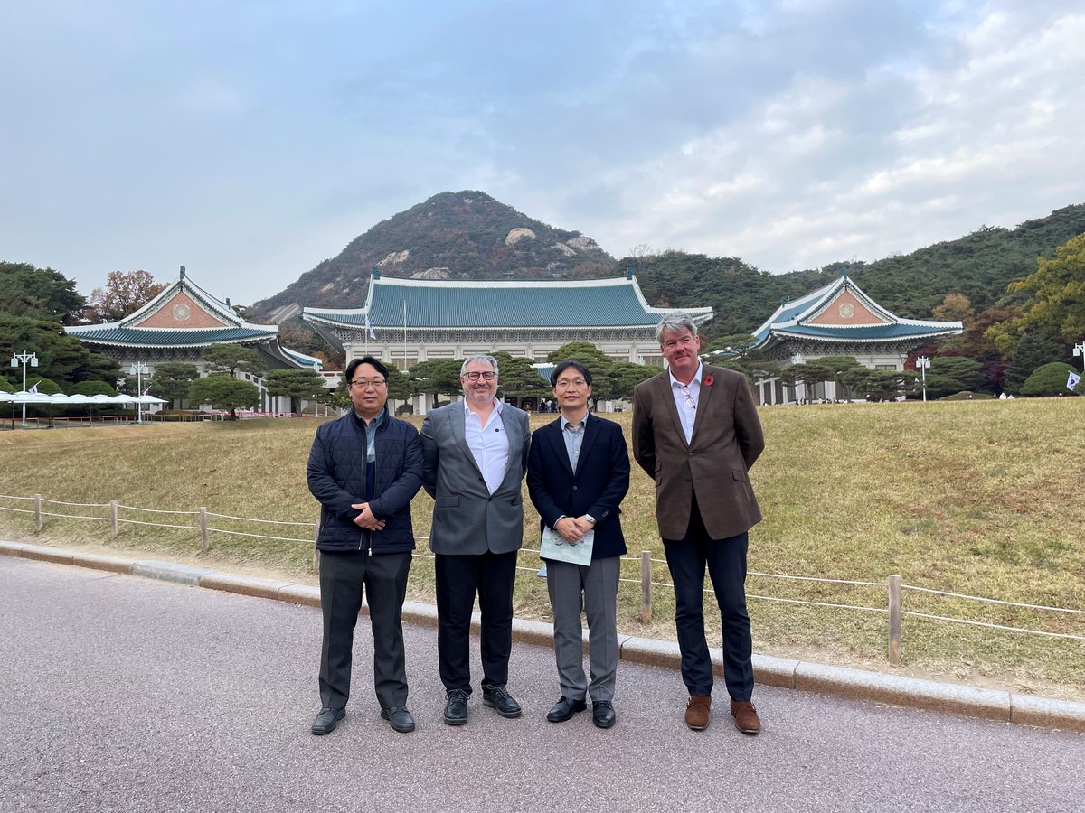 Zytronic's tweet photo. Korean distributor DTH Ltd has been one of our key partners for 12 years! DTH markets our entire family of touch sensors, and their sales team's in-depth knowledge has been invaluable for us in the Korean market.
Learn more:
https://t.co/J1iW3xgyZt
#Touchscreen #TouchSensor https://t.co/0NNJph4Gst