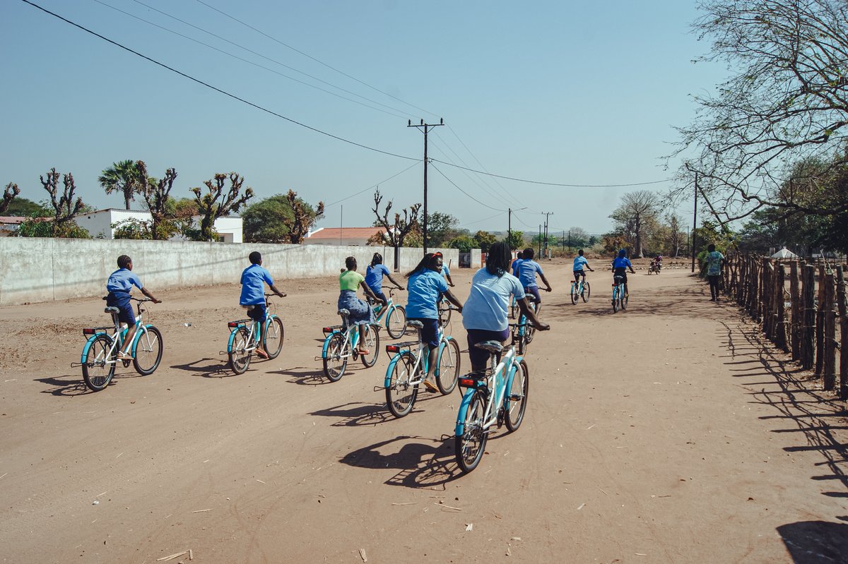 Mozambikes's tweet photo. O nosso caminho tornou-se mais fácil agora que não vamos sozinhas.
Our path has become easier now that we don't go alone.
#Mozambikes #SEJE #EuSouCapaz https://t.co/WklDQ0xPCP