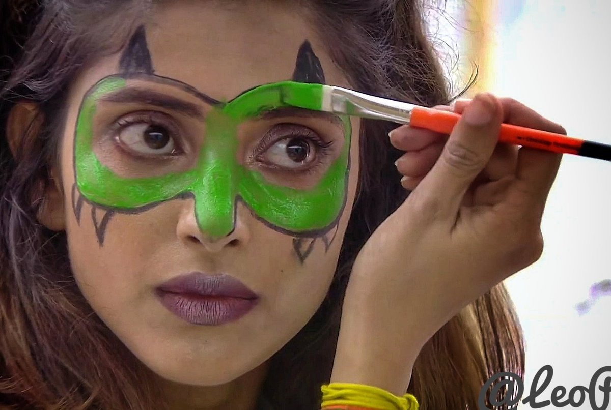 ishcus97's tweet photo. Ayesha #taskmode on 🔥
#ayesha #BiggBossTamil6 #Ayesha𓃵
Pc - @LeoPhrase https://t.co/OPW9OZOjPL