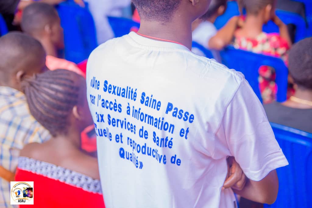 Israel_Ise's tweet photo. La bonne infos sur les thématiques SSR demeure le socle pour prévenir les conséquences d'une sexualité non responsable chez les jeunes. @Asrjrdcongo diffuse les bonnes infos pour améliorer l'accès aux services SSR de qualité. Plus d'info pour plus de #choix et #responsabilité. https://t.co/1TiQZwMpTm