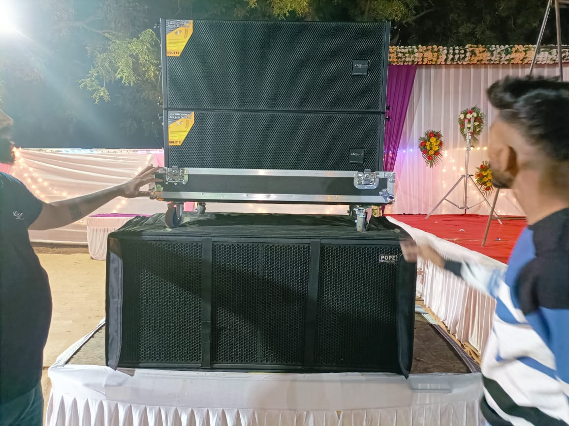 atiprotech's tweet photo. Line Array System HDL 212 with Full potential 😎😍
Go for High Quality with ATi Pro 🔥✌🏻
#atipro #brand #atiproaudio #audiosystem #atiproproducts #highsound #highquality #highperfomance #hdl212 #linearray https://t.co/yoahfpsi8C