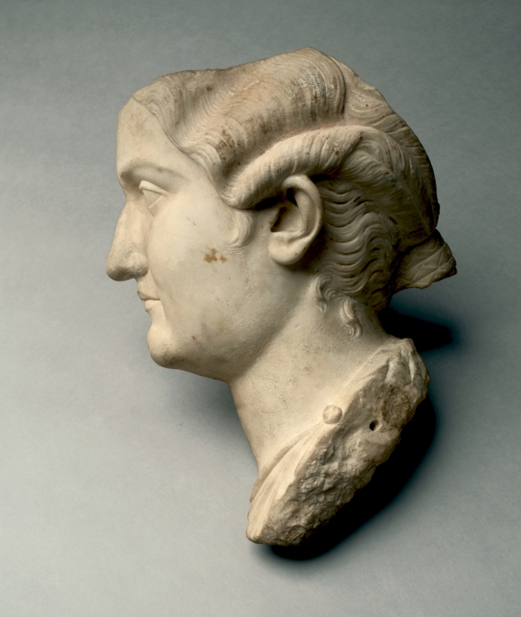 ClevelandArtBot's tweet photo. Head of a Woman (fragmentary); marble, 100s | 1993.228 https://t.co/7bAGHQHd7P