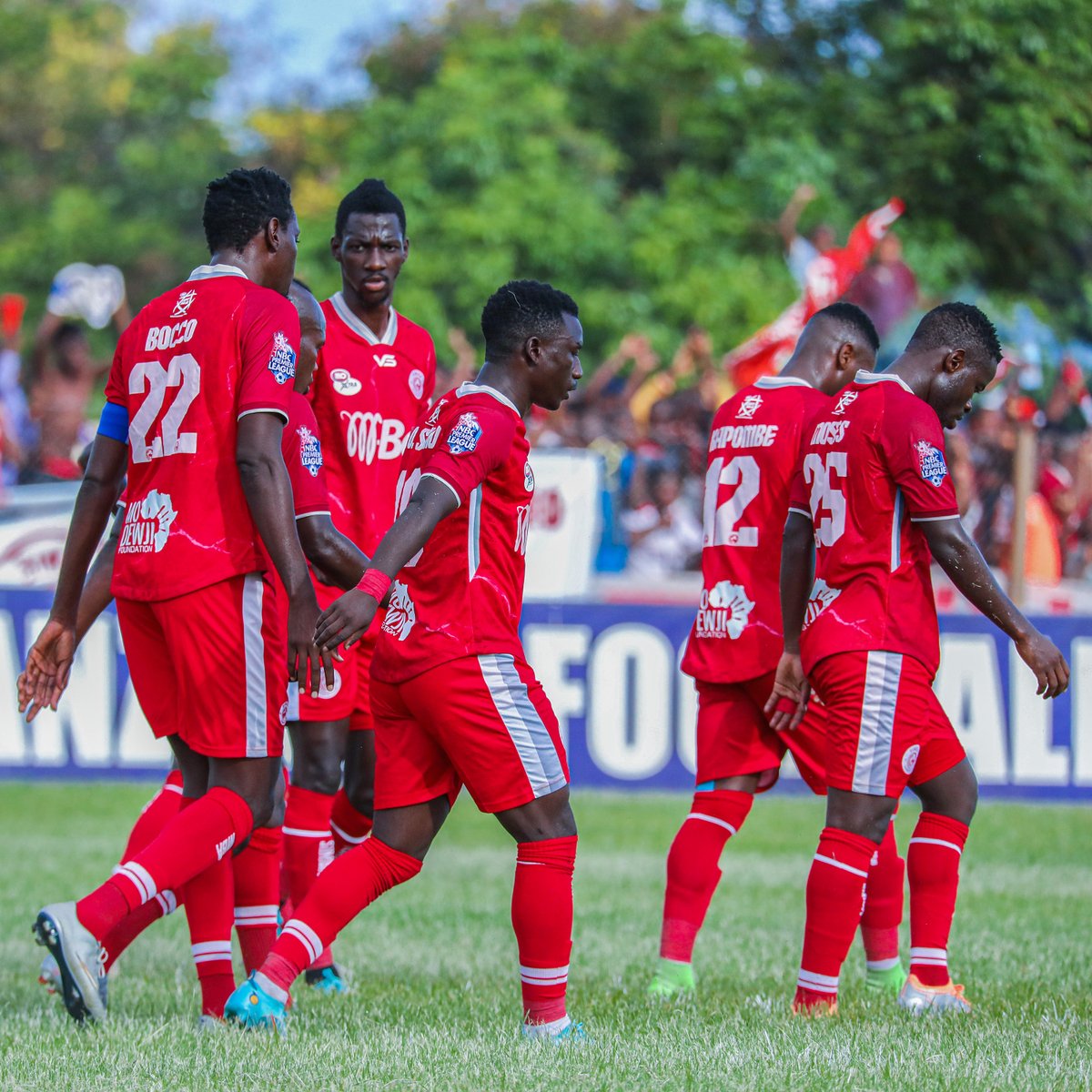 SimbaSCTanzania's tweet image. Tunasonga mbele tukiwa na nguvu zaidi ya kufanya vizuri 💪

#NguvuMoja