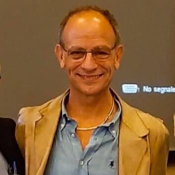 PMazzoli1's tweet photo. Un grazie pieno di affetto e di stima a #BeppeBagni che ieri ha lasciato il ruolo di presidente del #CIDI dopo 11 anni di lavoro. Beppe è un uomo di grande valore. Aperto, riflessivo, per nulla appagato di sé. Sempre alla ricerca delle idee che possono far crescere la scuola https://t.co/lz6qTrxvEe