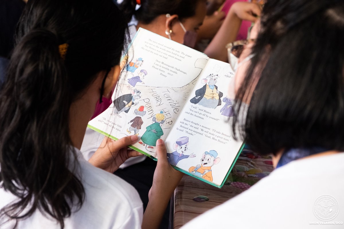 valenzuelacity's tweet photo. TINGNAN: Ginanap ang huling araw ng #ReadingTutor Program ni Congressman @rex_gatchalian sa lahat ng public elementary schools sa ating lungsod ngayong araw, Nobyembre 29, 2022. https://t.co/Apxb5OVeQk