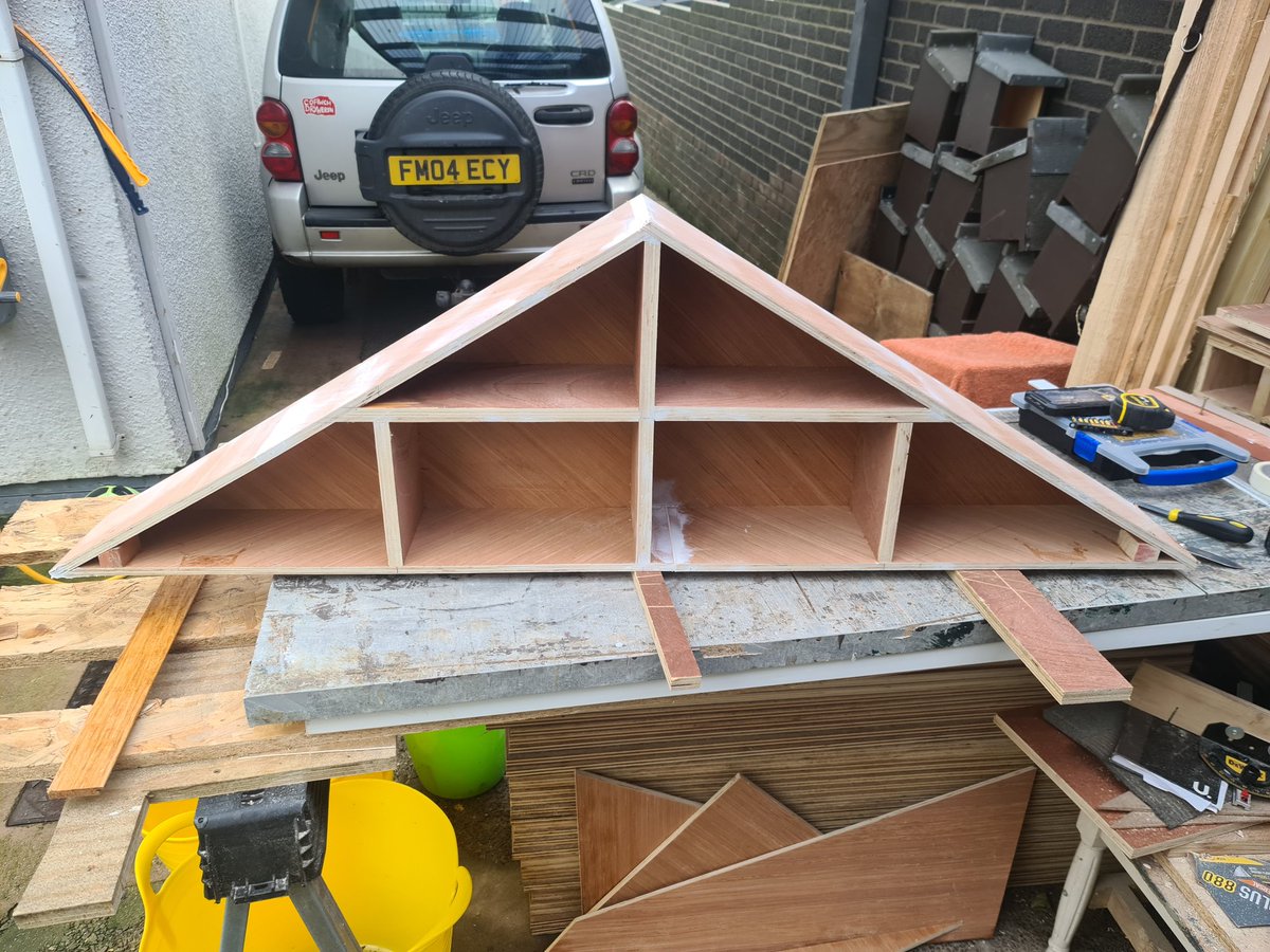 Richard lloyd Evans tweet media