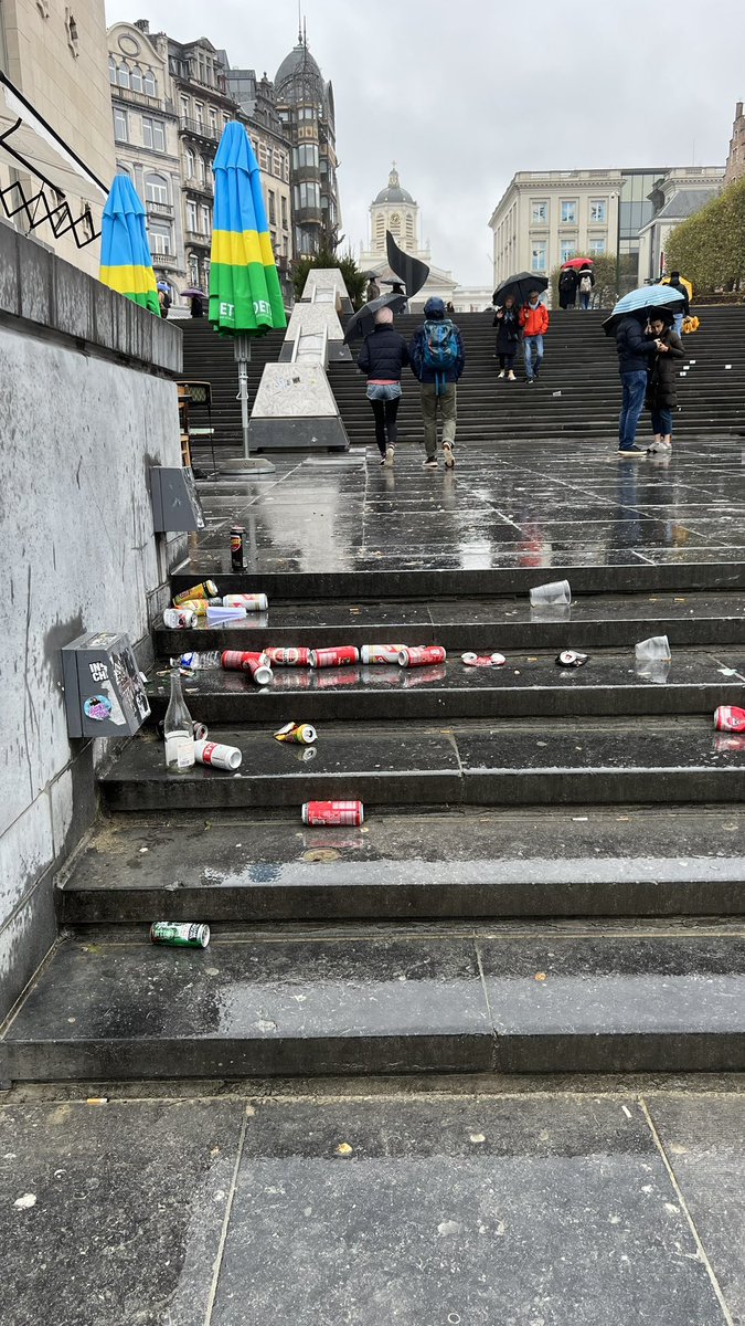 doveAltman's tweet photo. @ladh Gestion catastrophique de la ville à tous les niveaux ( mobilité, sécurité, économie....etc)
Dogme, ego, de vrais dictateurs qui n'écoutent personne et qui croient que le peuple ne fait que râler pour rien, #closedemission #ecolout #psout @PhilippeClose @elkevdbrandt @rudiverv https://t.co/8mZ4XExcKm