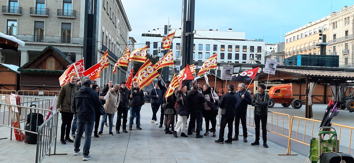 Apoyando a los trabajadores del CTRUZ en su lucha por un convenio digno <a href="/Jorge_Azcon/">Jorge Azcón</a> debe hacer frente a los conflictos laborales en servicios y contratas.