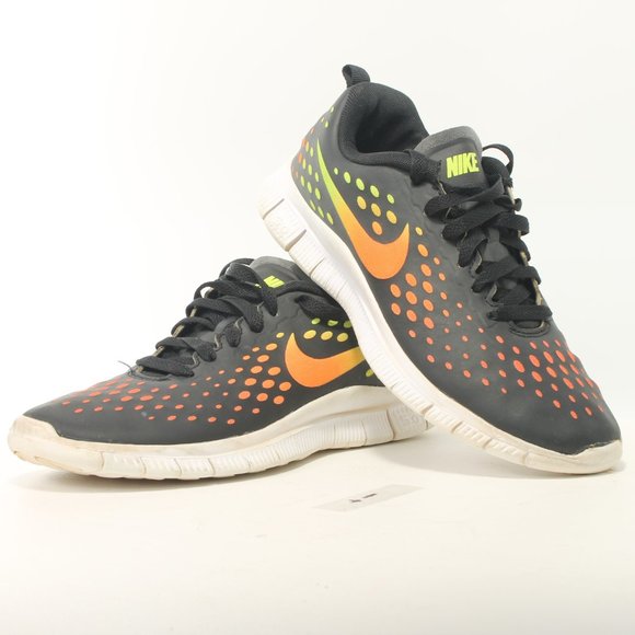 CAMPOS17's tweet photo. So good I had to share! Check out all the items I'm loving on @Poshmarkapp #poshmark #fashion #style #shopmycloset #spank #loft #nike: https://t.co/PLzRUiWO4y https://t.co/EcM0q3bTqY