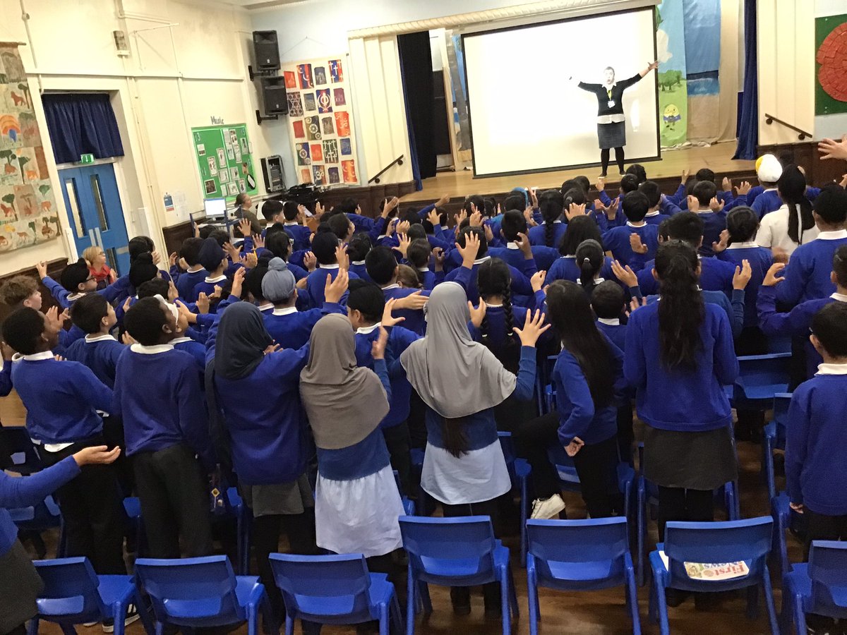Year 5 enjoying their penultimate session with @WNOtweet. They have really enjoyed staging their space themed opera. We are sad it is coming to an end!