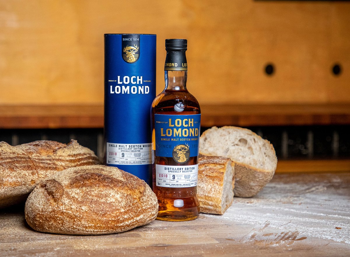 whisky4everyone's tweet photo. New Blog Post / we sample and review the @LochLomondMalts Distillery Edition 9 years old, made using Chardonnay wine yeast and the first bottling in the new Remarkable Makers series. Read our thoughts and tasting notes. #lochlomondmalts #breadahead https://t.co/q94458Tb9V https://t.co/riRLqZDOFN