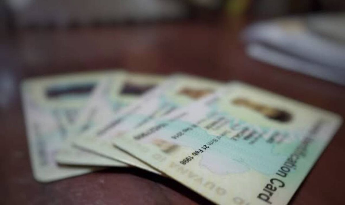 The Guyana Elections Commission has commenced the distribution of National Identification Cards at all its Registration Offices countrywide from Monday, 28th November 2022.
#Caribbean #Guyana #ID

Read more: thecaribbeanalert.com/guyana-starts-…