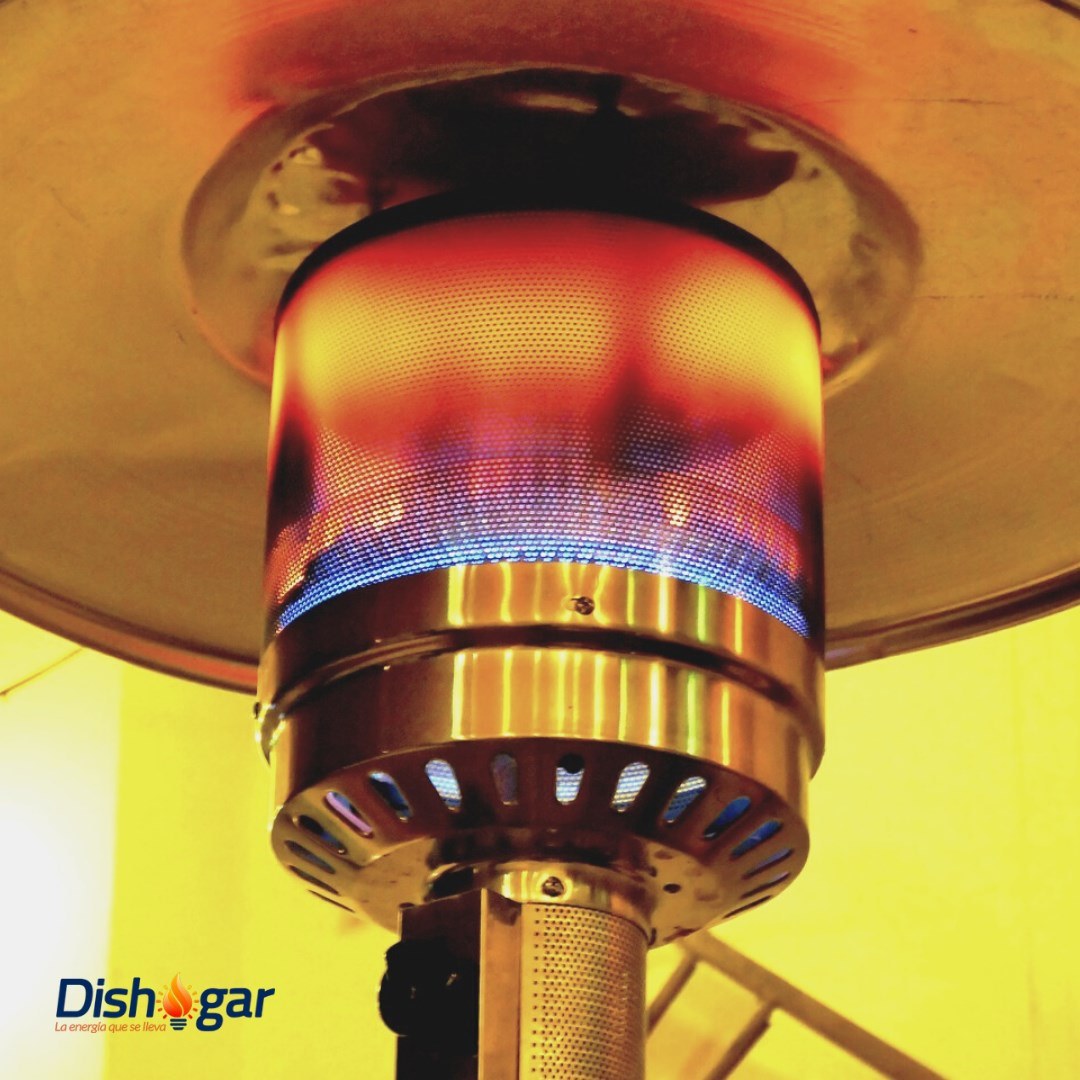 dishogar's tweet photo. Ahora que llega el frío, ¡apuesta por las estufas de exterior para tu terraza o restaurante! 🔥 

En Dishogar contamos con un catálogo de estufas de alquiler. Descárgatelo aquí 👉🏻https://t.co/n9c1p2vSM4. O infórmate en el 📞  959 28 42 22

#Dishogar #DishogarHuelva https://t.co/3m6dgdfVSg