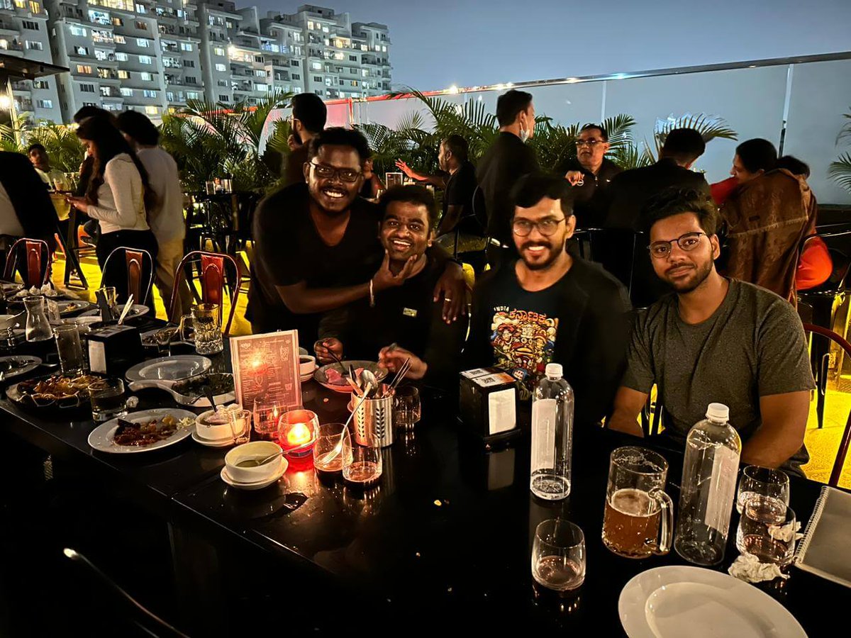 design_string's tweet image. We had a great time during team dinner: great food, conversations, and a break from work. Already looking forward to the next one 😃