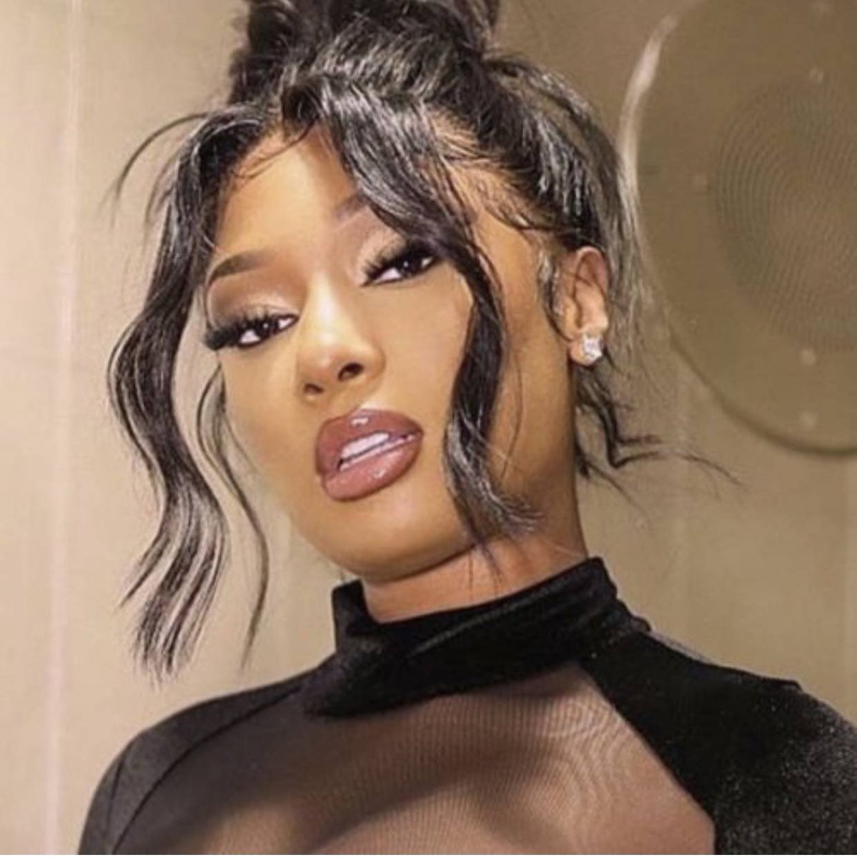 Megan Thee Stallion creates history by being on the cover of Forbes.
#MeganTheeStallion #Forbes #30Under30 #Cover 

Read more: thecaribbeanalert.com/megan-thee-sta…