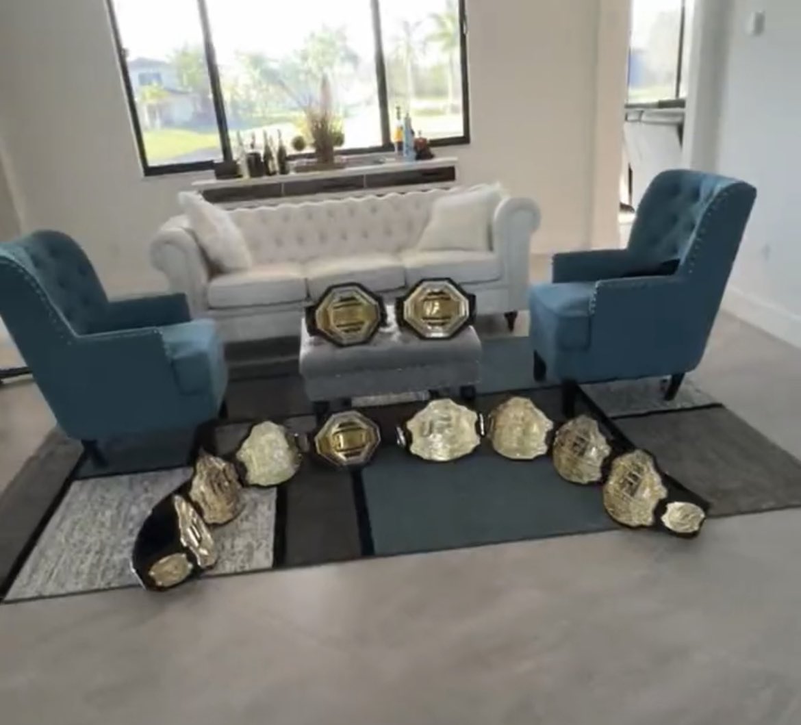 Champ-Champ Amanda Nunes’s collection of UFC belts: https://t.co/5eXx3J4DwJ