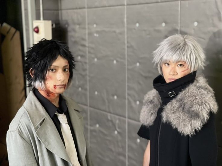 ОРЁТ СО ВСЕЙ СИЛЫ!