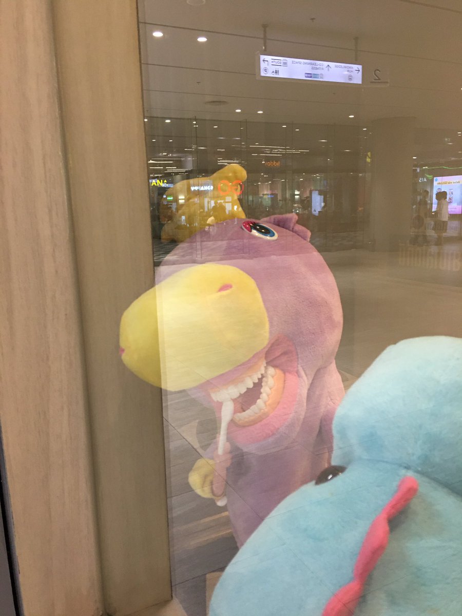 Found this creepy doll in the dentist house. 😱😱😱