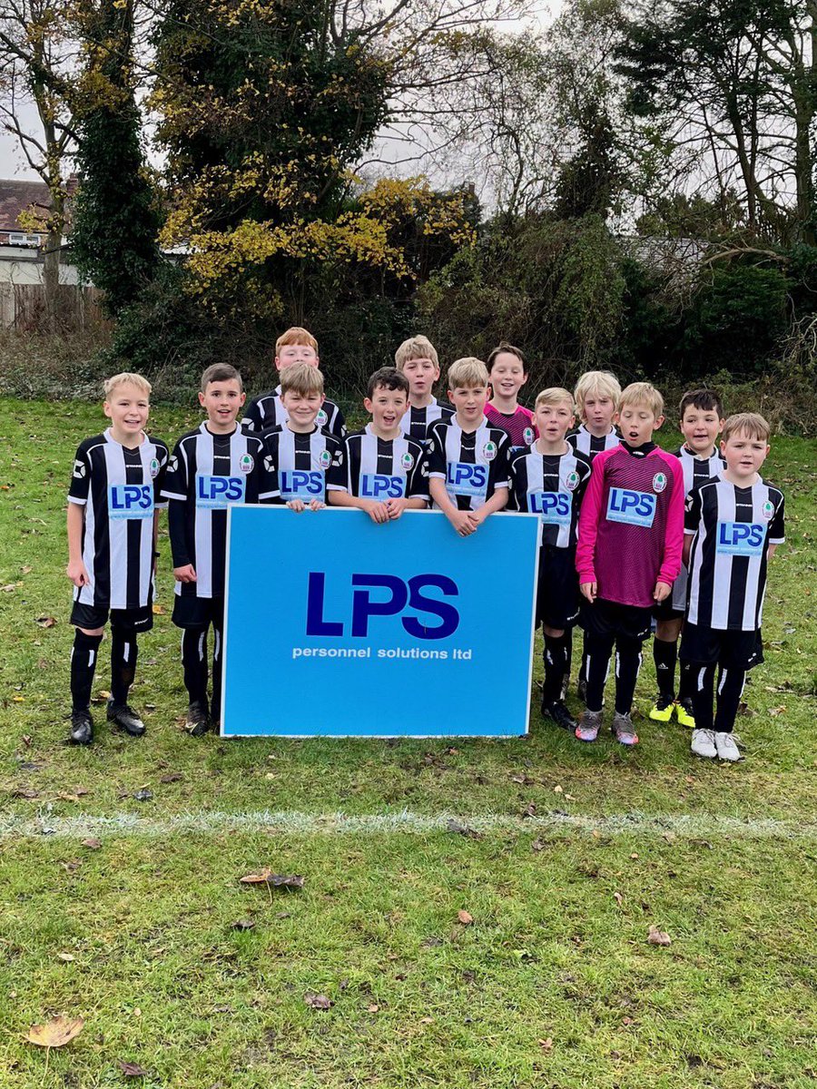 FormbyBubble's tweet photo. The highlight of the weekend at #Formby Junior Sports Club was the Under 11’s gaining their first point of the season in a thrilling match! Franks report here…
#FJSC 
https://t.co/j5ih4PKdU2 https://t.co/LwolyQrIwg