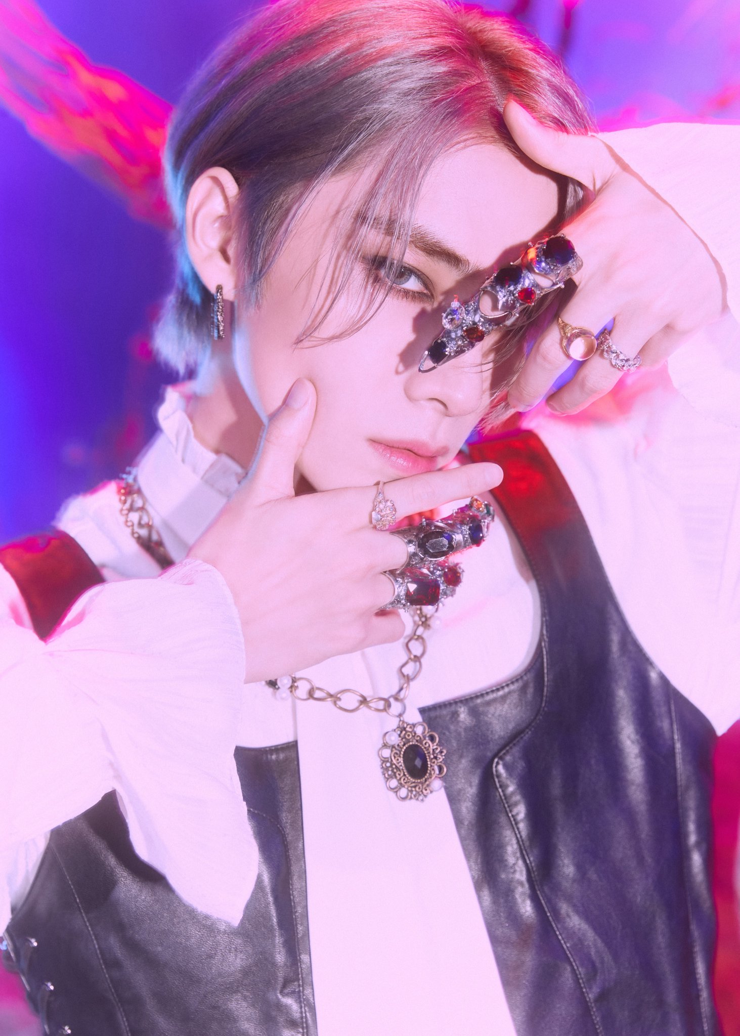 Fiu6NOyaYAAjTiM?format=jpg&name=large