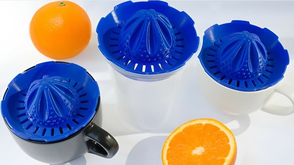 3DFilaPrint's tweet photo. If you want to #3DPrint unique #Kitchen #Gifts for your loved ones this year -take a look at our #FoodSafe #FDA Approved #Filaments
  
Including @taulman3d @igus_Inc @polymaker_3d @fiberlogy_3d @fillamentum @3dfilaprint

https://t.co/nKsLdDWryV

📸 #all3dp https://t.co/easHwoRRLO https://t.co/zpQJTjKn3H
