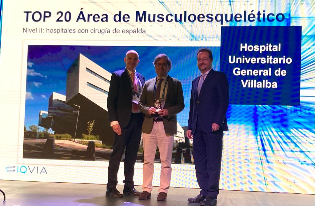 Nuestro hospital ha sido galardonado en los Premios #IQVIAHospitalesTop20 de @IQVIA_Spain en el Área de Músculoesquelético. Han recogido esta distinción los Dres. <a href="/IgnacioMaestre/">Ignacio Maestre</a>, director médico del centro, y Emilio Calvo, jefe del Servicio de Traumatología