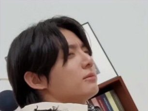 bangtinyboyys's tweet photo. This selcas they're so funny https://t.co/KukjlOuVW6