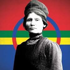 marithaSandLoof's tweet photo. Idag hedrar vi minnet av Elsa Laula Renberg, en samisk aktivist, som i hela sitt liv kämpade för samernas medborgerliga rättigheter. Hon föddes den 29 november 1877 i Vilhelmina socken i södra Lappland. Hennes födelsedag är en samisk flaggdag.
#Sapmi https://t.co/GRMwfr8LEt