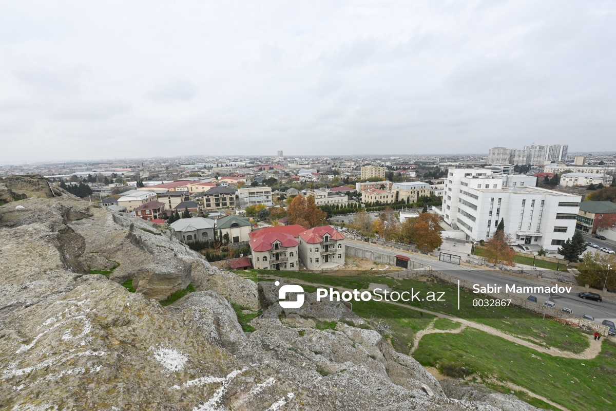 PhotoStockaz's tweet photo. Kühül dağı və orada yerləşən mağara
#razindağı #dağ #razin #qayalıq #mağara #baxımsız #sirli #turizm #dağlıq #bakıxanovqəsəbəsi #kühüldağı #tariximəkan #history #historical #photo #stock #Azerbaijan #Baku #streetphotography #cave #mountain 
⛰ Ətraflı: https://t.co/jf2vFgrRZw https://t.co/ptHTJ3ImHj