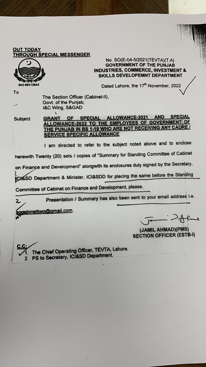 KaleemKhosa4's tweet photo. @mooniselahi 
Kindly look into the matter of thousands of teachers   belonging to tevta 400 institutions Punjab . Meeting of Standing Committee of Cabinet on Finance &amp; Development is Requested at the earliest please. https://t.co/d43cegVKNU