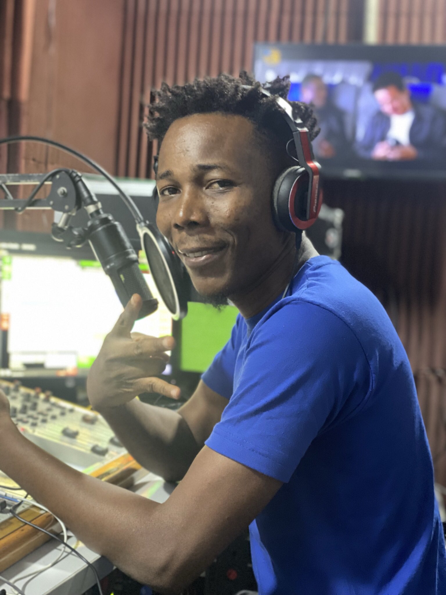 Edwin 🌧 on Twitter "365 days with Sports Cafe. Thank you all for the