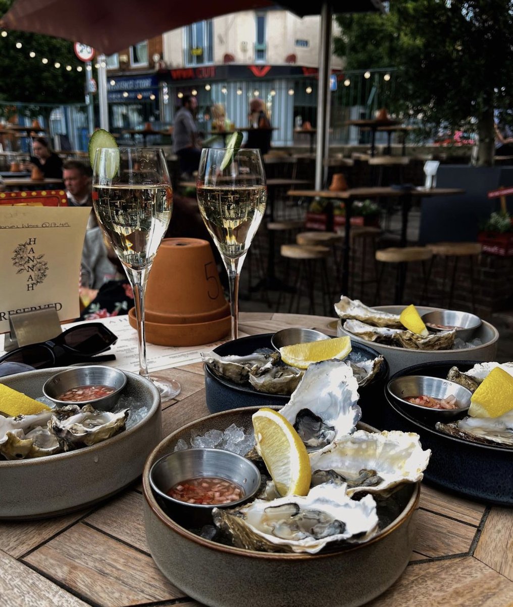 It might be cold and it might be winter BUT we still have £1.50 Fine de Claire oysters available every Tuesday! Join us for your oyster fix every Tuesday ☺️

Do you have any photos of Hannah? Tag us and share the love ☝️📸