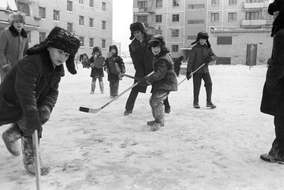 I would like to present you ABSOLUTELY RARE 1/1
Photo Collection 

“1 Day in USSR” 

Enjoy in <a href="/opensea/">OpenSea</a> opensea.io/collection/1da… 

#NFT #NFTs