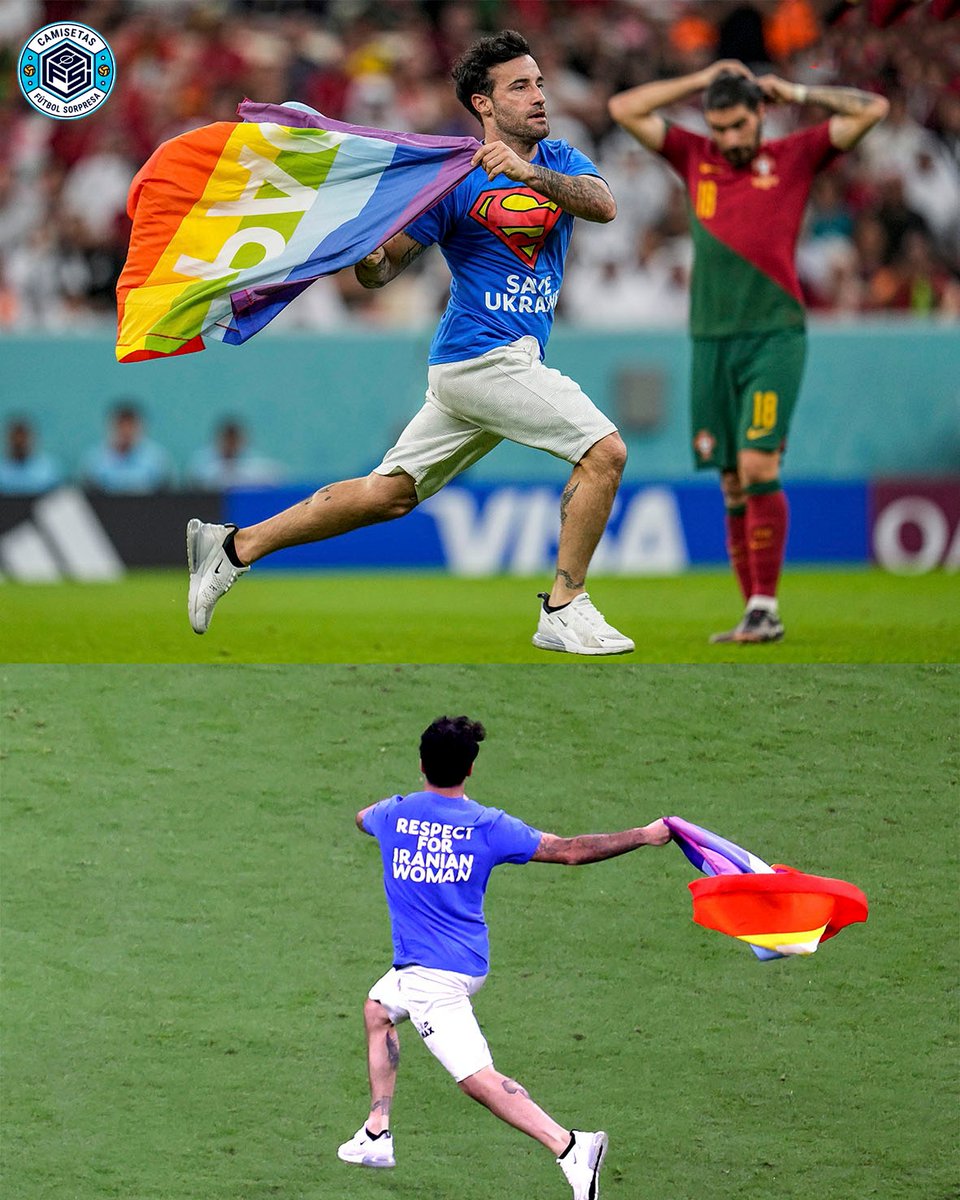 cfutbolsorpresa's tweet photo. Un fan se metió a la cancha en el Portugal vs Uruguay, entró corriendo con la bandera del arcoíris. En el frente de su camiseta se leía "Salvemos a Ucrania" y en la parte de atrás se leía "Respeto a las mujeres iraníes". https://t.co/o5YnbUI7Cx
