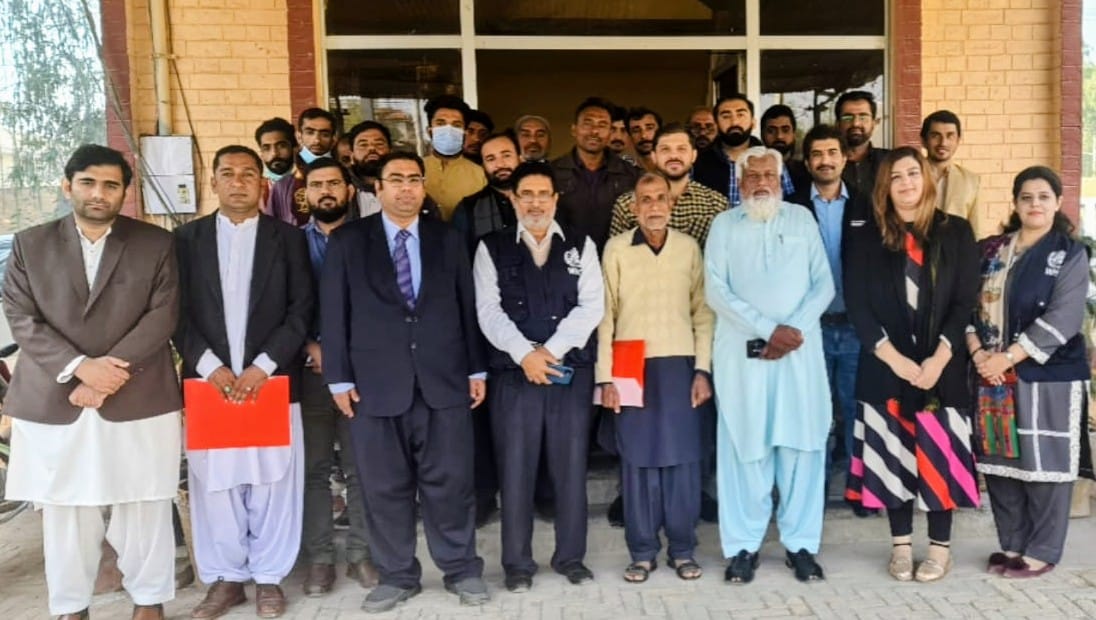 nih_tech's tweet photo. TECH Team Conducted the EDSS Training with the collaboration of WHO, at DG Khan, Punjab on November 29th, 2022.
@NIH_Pakistan @WHO @WHOPakistan @tech_nih
#NIH #TECH #EDSS #WHO #DGKhan #Punjab #Training #TECHNIH #BMGF https://t.co/amhJGO472z