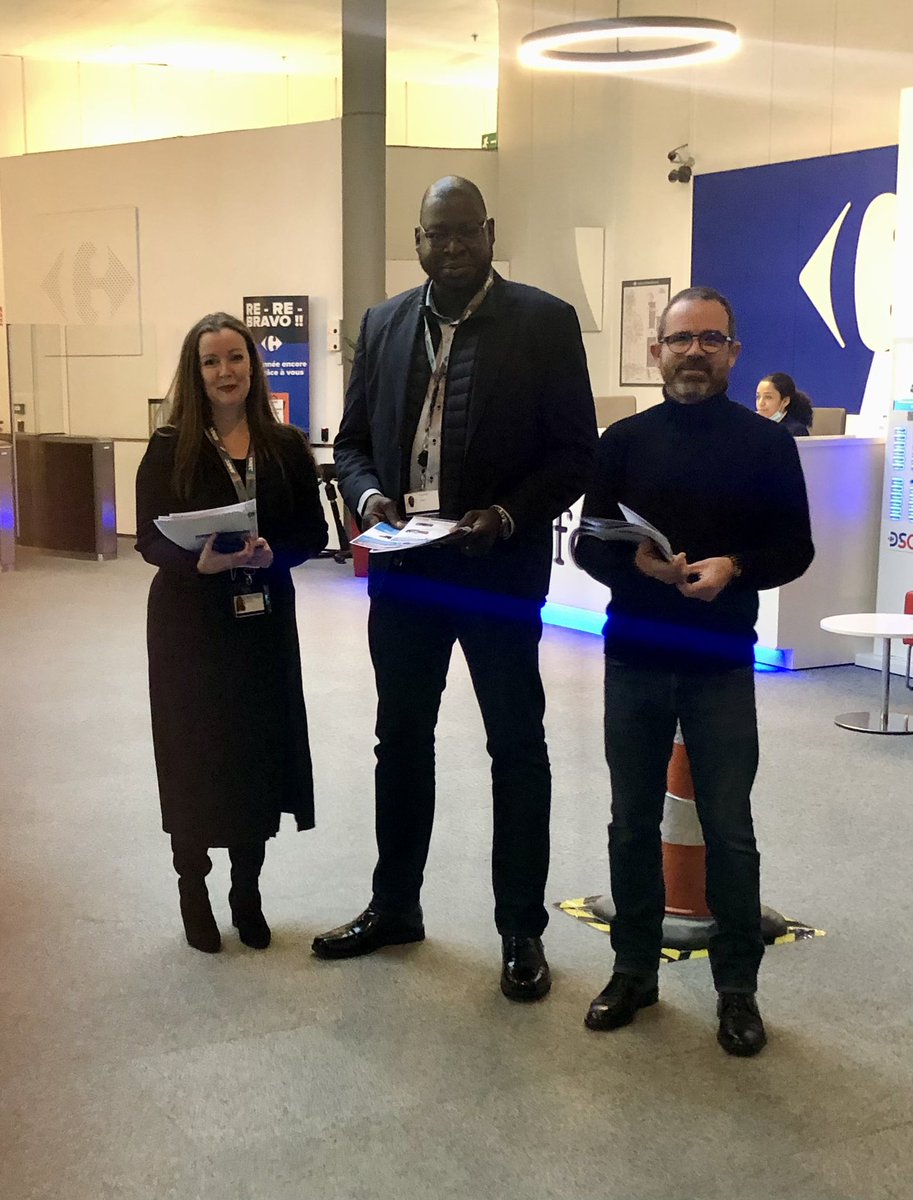 SNEC_Boulsa's tweet photo. #ToujourspresentSNEC
sur le siège #supply @GroupeCarrefour d’Evry. Distribution de l’ActuSNEC semaine 48.
Un grand merci à nos élus @SNEC_CFE_CGC pour leurs investissements et leurs disponibilités.
#Lencadrementcestnous https://t.co/TYnaiWmFb3