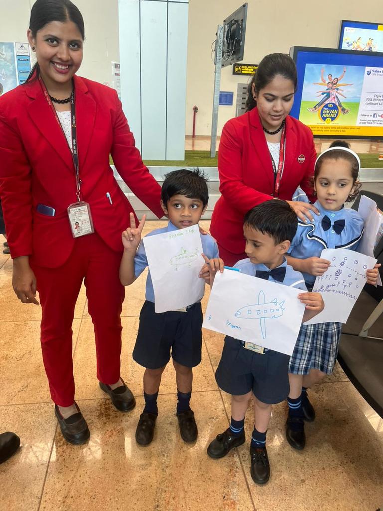 aaiblgairport's tweet photo. 1/3)Students of Kamadhenu School, #Belagavi visited #BelagaviAirport as an Educational tour. Station Manager &amp; Ground staff of @flyspicejet taken care of all kids &amp; all enjoyed very much in cordination with Terminal Manager ,#AAI &amp; CASO:#KSISF.
@AAI_Official @MoCA_GoI
@AAIRHQSR https://t.co/gwJr27gBmJ