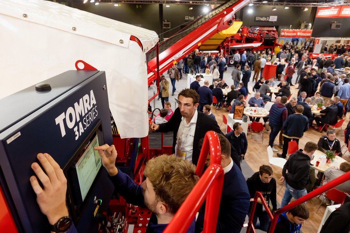 Interpom tweet media