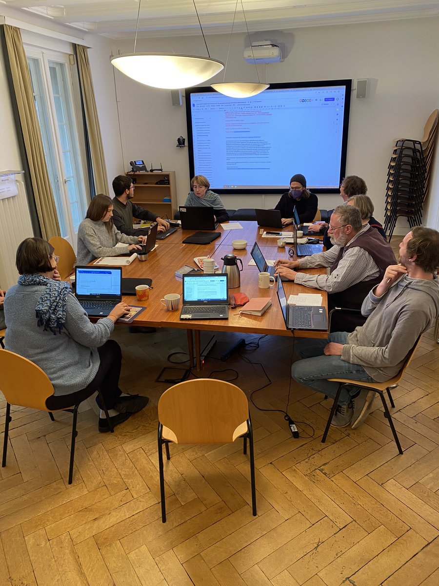 Patricia Rahemipour (@prahemipour) on Twitter photo Gestern noch Jahrestagung des @lmb_berlin Heute Schreibwerkstatt im IfM. Happy <a href="/museumsforscher/">Institut für Museumsforschung</a> @FrankvonHagel Gestern noch Jahrestagung des @lmb_berlin Heute Schreibwerkstatt im IfM. Happy <a href="/museumsforscher/">Institut für Museumsforschung</a> @FrankvonHagel