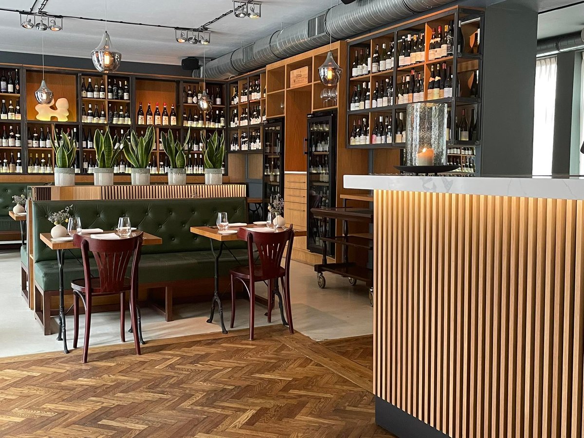 Go2Warsaw's tweet photo. We are proud that 4 Warsaw #foodie venues were listed in @TheWorlds50Best list. It's the most prestigious restaurant contest, where industry experts vote for their favorites of the previous year. Congrats to #OpasłyTom, @dyletanci , #ElKoktel and Woda Ognista 👏👏👏
📷: Dyletanci https://t.co/8KKHGq4mgB