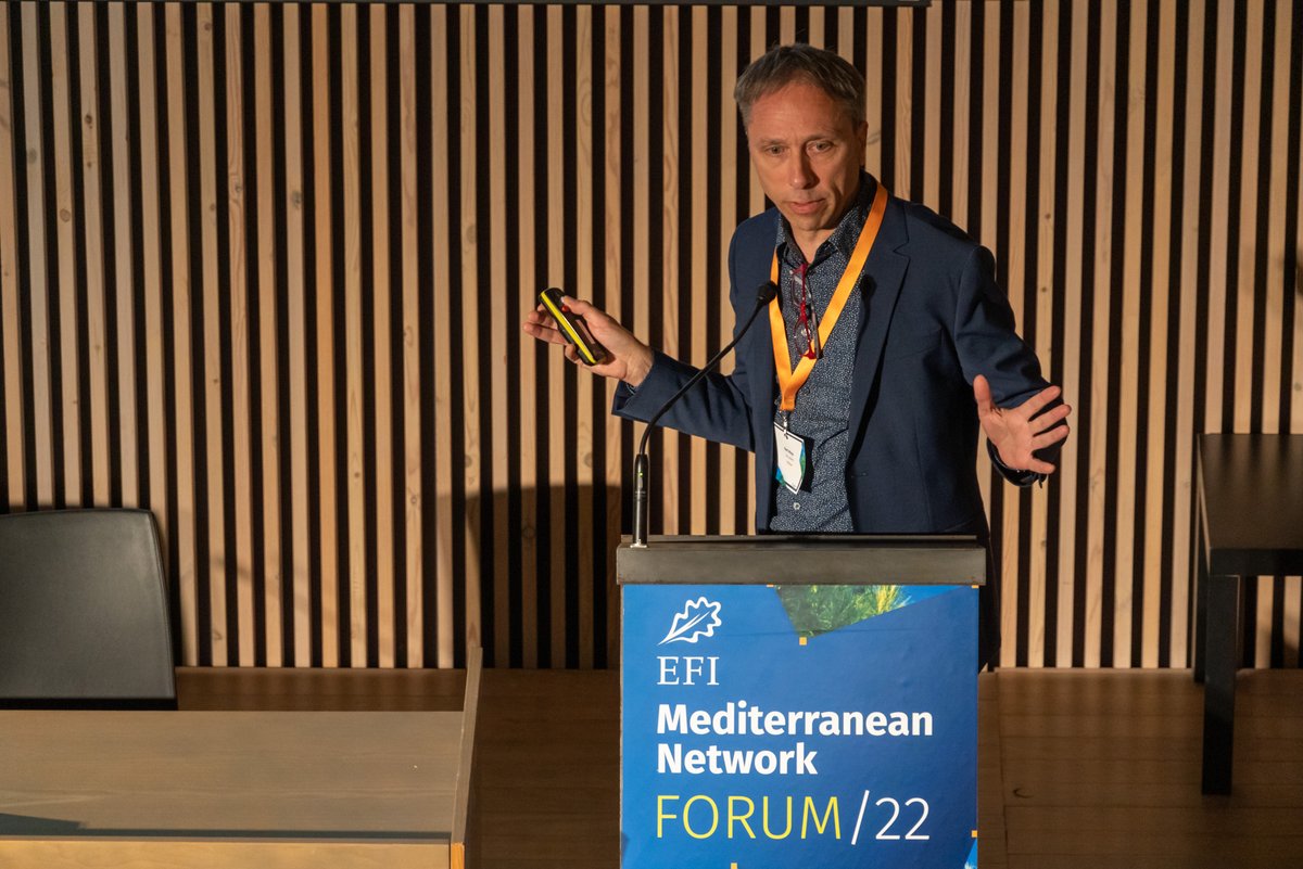 “Cicular #bioeconomy for well-being opens many new #opportunity for win-wins in the #Mediterranean landscape”

<a href="/BartMuys/">Bart Muys</a>, from <a href="/KU_Leuven/">KU Leuven</a>, at the #EFIMedForum 2022!