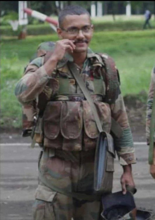 BhairavVaam's tweet photo. Sad news coming from Jammu, we have lost Captain Nidesh Singh Yadav
18 SIKH LI during river crossing drill.

Om Shanti 🙏 https://t.co/FEjAsyFlsB