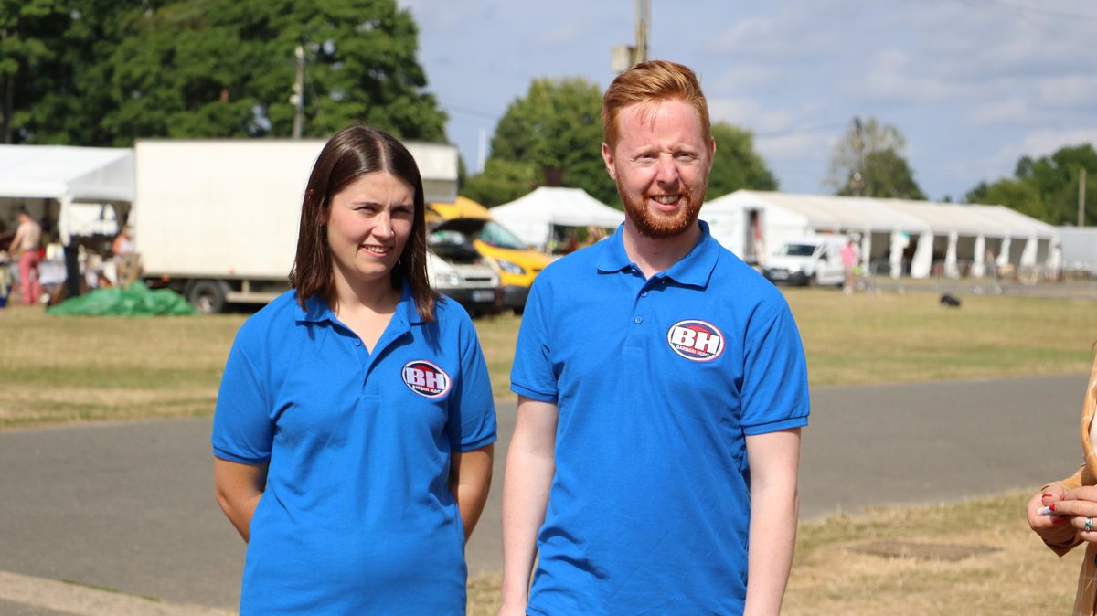 BBC Bargain Hunt tweet media