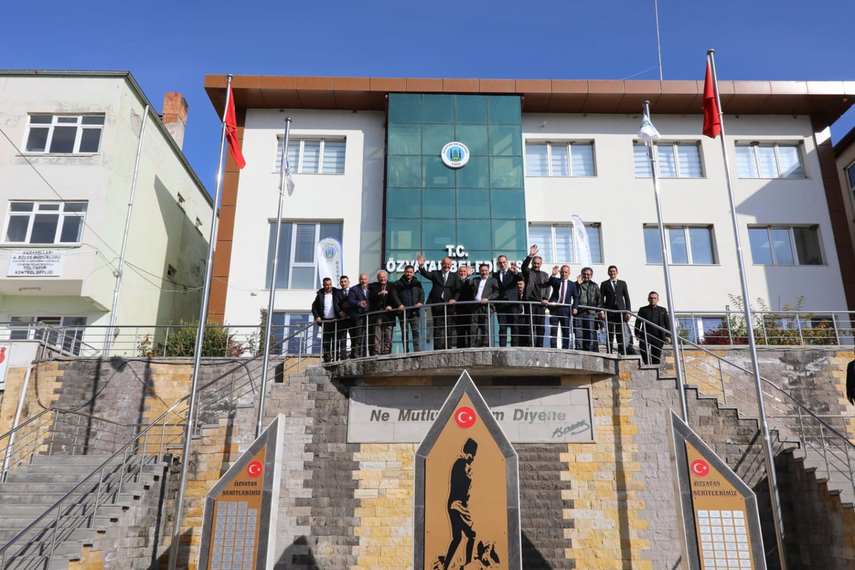 kayserivaliligi's tweet photo. Valimiz Sayın Gökmen Çiçek, Özvatan Belediyesi'ni ziyaret ederek, Belediye Başkanı Halit Demir'den ilçede yapılan çalışmalar ve faaliyetler hakkında bilgiler aldı. https://t.co/9vT7AOLd5M